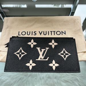 LV Felicie pochette zipper insert